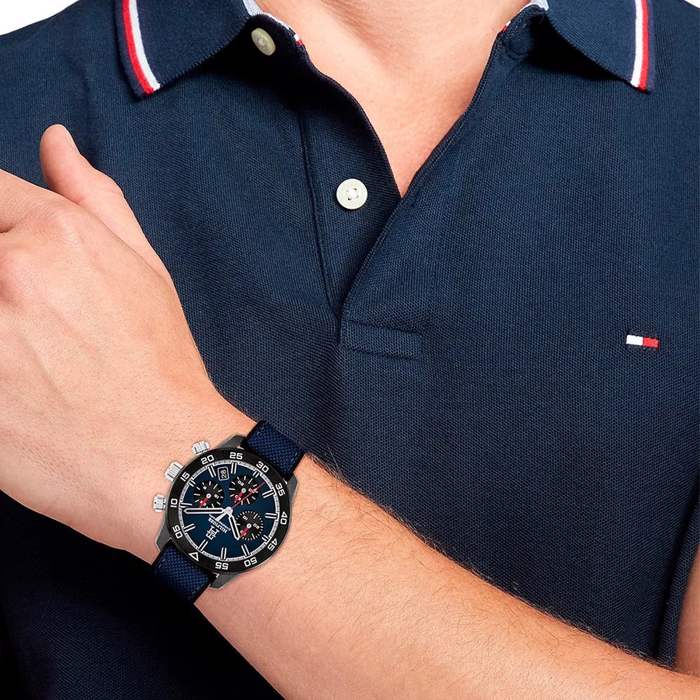 Roloi Tommy Hilfiger 1792183  me ubridiko louri ufasma me kaoutsouk